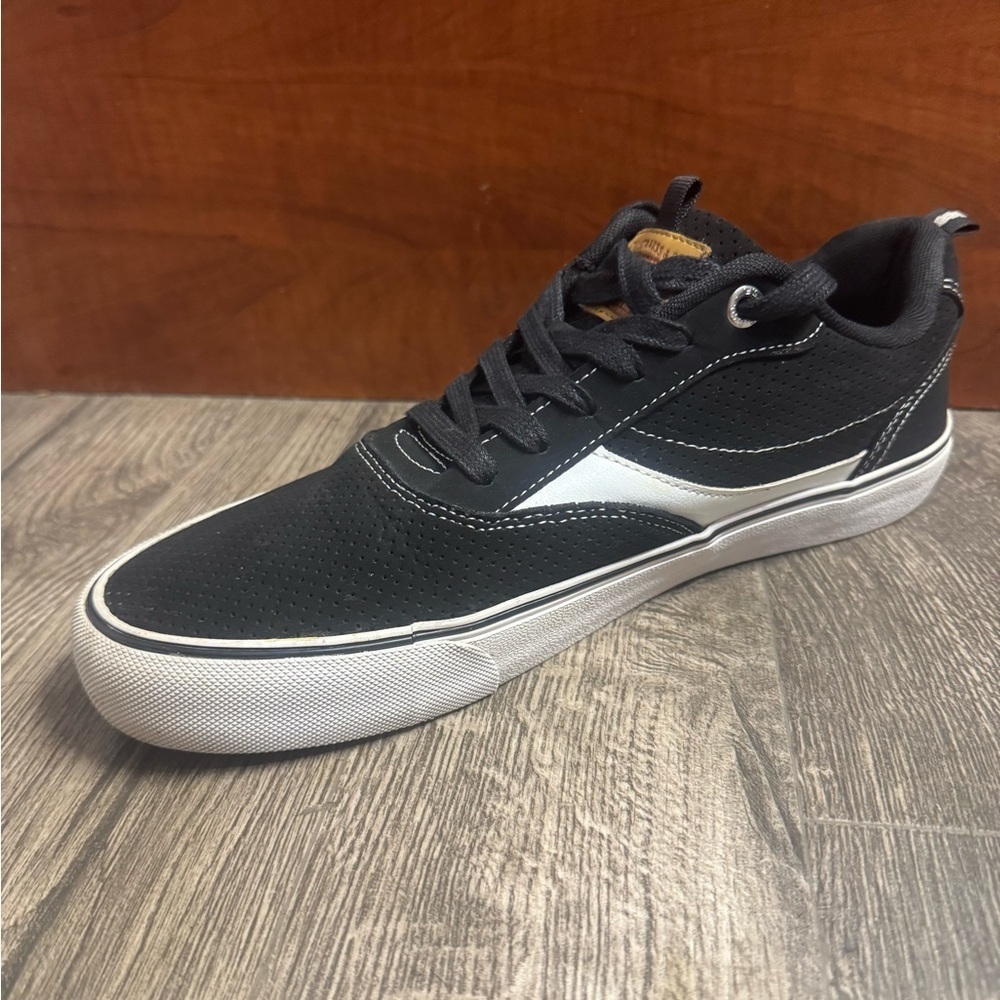 Levi's Men's Black and White Casual Sneakers - Picture 3 of 11